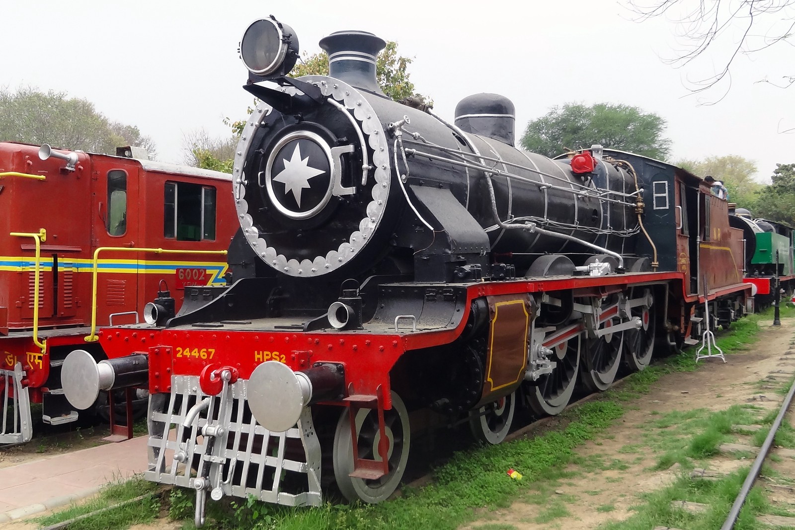 Railway museum. Национальный Железнодорожный музей (Нью-Дели). ￼ Железнодорожный музей, Дели.. Национальный Железнодорожный музей. Национальный музей истории железнодорожного транспорта, Чанакьяпури.