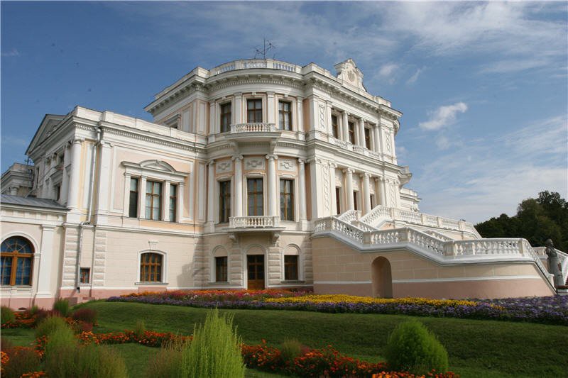 Марьино курская. Марьино (усадьба Барятинских). Курск Марьино Барятинская усадьба. Марьино Курская область усадьба князей Барятинских. Усадьба князей Барятинских.